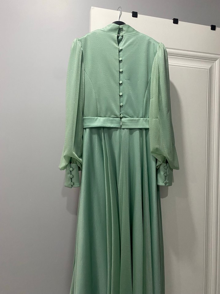 Uzun Kollu Yeşil Drapeli Abiye Elbise - Görsel 5