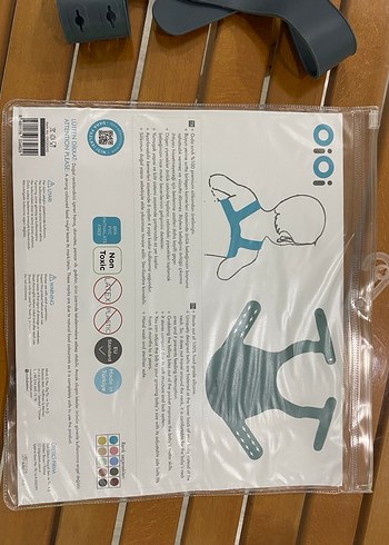 Koyu Mavi Silikon Bebek Önlüğü - Görsel 4