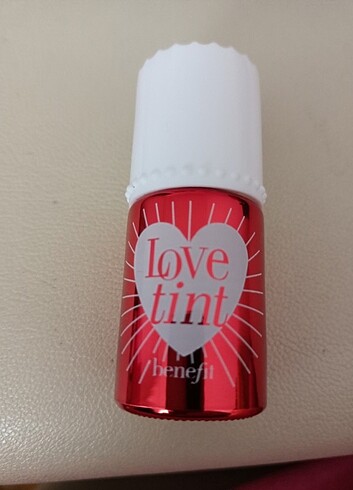 Benefit love tint likit allık/ruj.