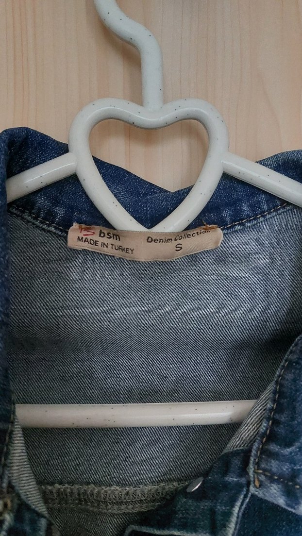 Düğmeli Koyu Mavi Nakışlı Kadın Kot Ceket - Görsel 4