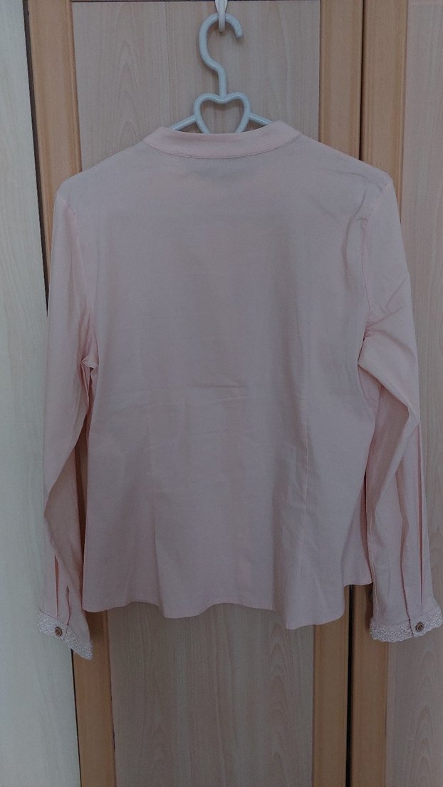 Pudra Pembe Düğmeli Kadın Uzun Kollu Gömlek - Görsel 4