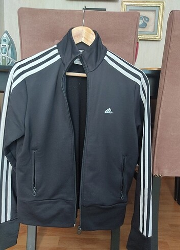Adidas üst 