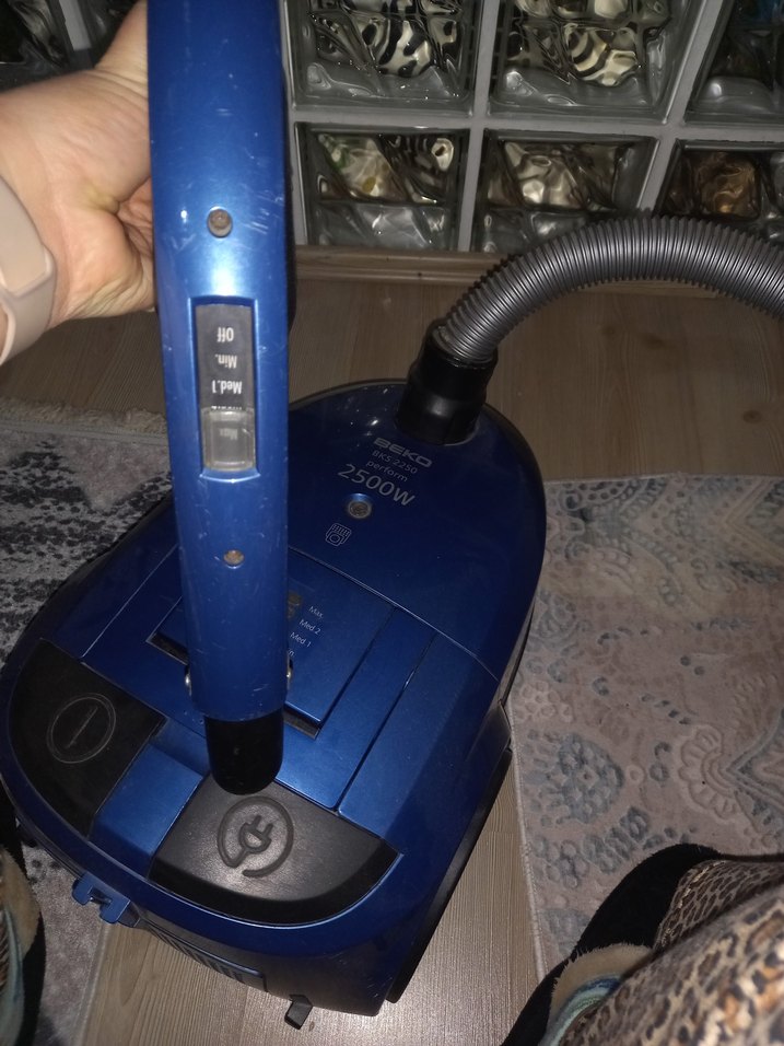 Beko 2500W Mavi Elektrikli Süpürge - Görsel 2