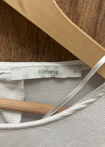 Tiffany&Co Beyaz Keten Salaş Kolsuz Bluz