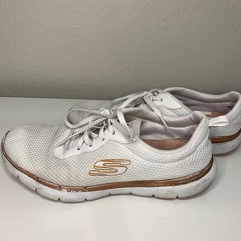 SKECHERS KADIN SPOR AYAKKABI