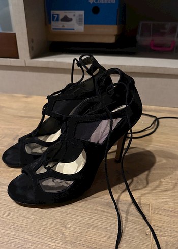 39 Beden siyah Renk Kadın Siyah Lastikli Stiletto Topuklu Akşam Ayakkabısı