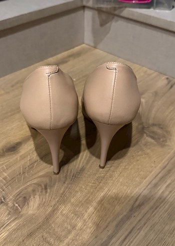 Hotiç Bej Stiletto Topuklu Kadın Ayakkabı