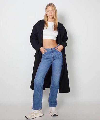 Bershka Straight Jean