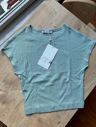 Zara pamuklu crop tshirt