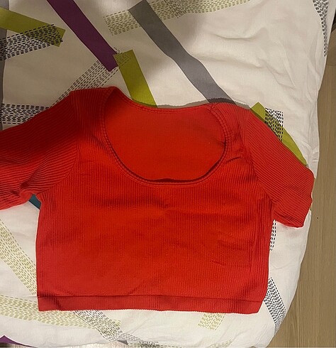 ADDAX SEAMLESS CROP