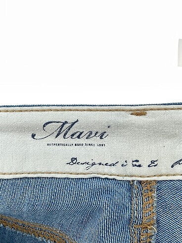 26 Beden mavi Renk Mavi Jeans Jean / Kot %70 İndirimli.