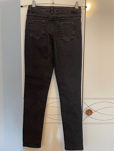 10 Yaş Beden Lcw kız çocuk jean pantolon (etiketli) 10-11 yaş