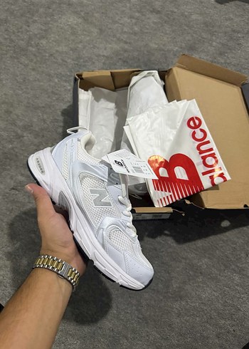 New Balance 530 White