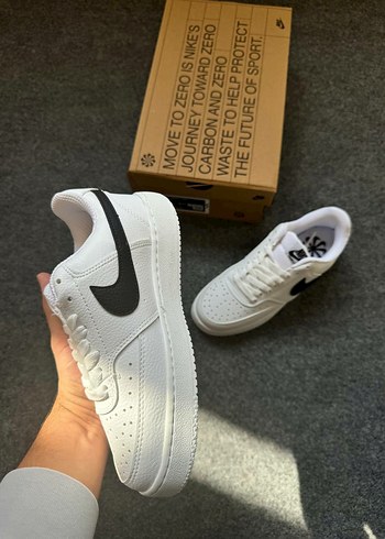 40 Beden beyaz Renk Nike Beyaz siyah Court