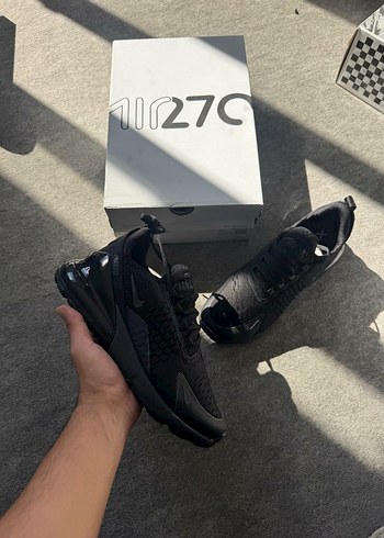 Nike Air Max 270