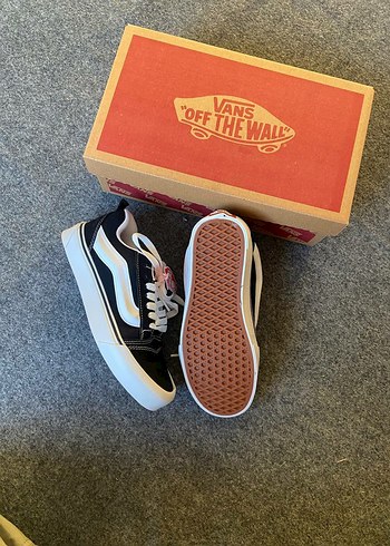 39 Beden siyah Renk Vans knu