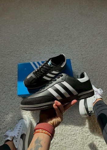 38 Beden Adidas samba og black İndirimli Ürün