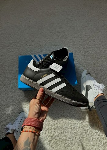Adidas samba og black İndirimli Ürün