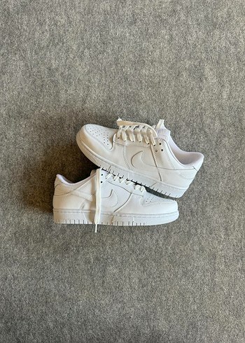 36 Beden Nike Dunk Triple White İndirimli Fiyat