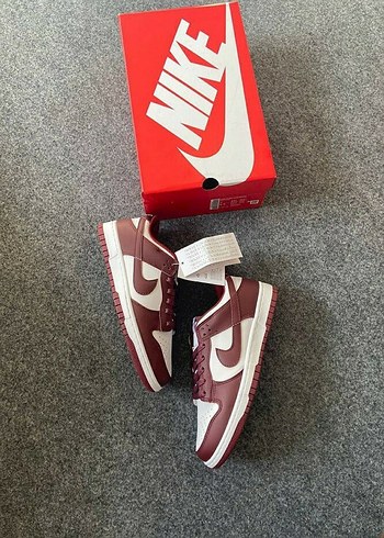 38 Beden bordo Renk Nike Bordo Dunk