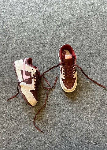 Nike Dunk Low Valentines Day