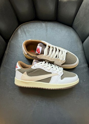 Nike Travis Scott Mocha