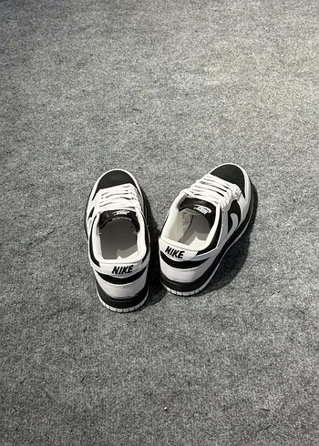 42 Beden siyah Renk NIKE DUNK LOW RESERVE PANDA +1 ADET ÇORAP HEDİYE