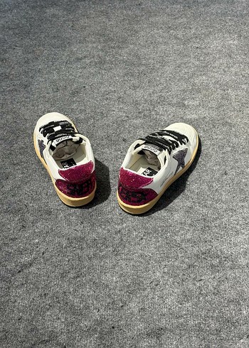 36 Beden çeşitli Renk GOLDEN GOOSE DELUXE ULTRA İTHAL ÜRÜNDÜR