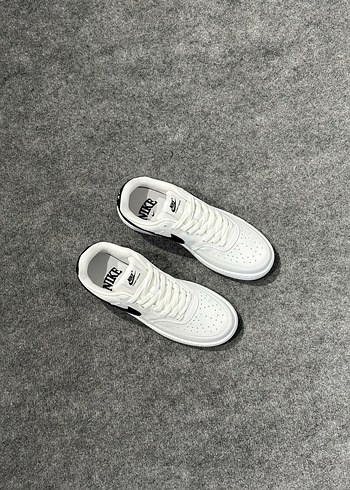 Nike NİKE COURT VİSİON BEYAZ SİYAH +1 ADET ÇORAP HEDİYE