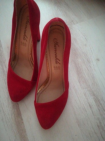 Zara Koyu kırmızı topuklu ayakkabı