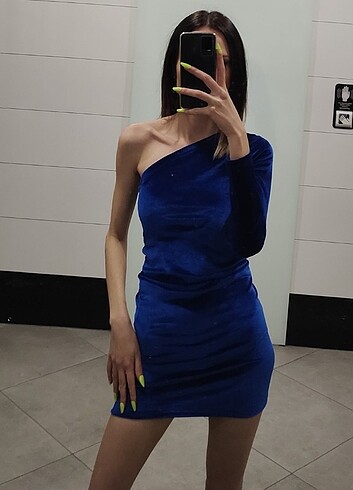 Mavi Kadife elbise