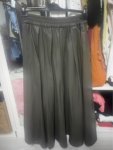 H&M deri etek