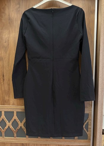 Siyah elbise yaka detaylı - Görsel 4
