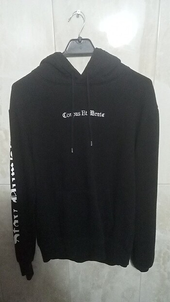 Siyah Baskılı Sweatshirt 