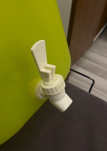 Sarı Plastik Su Sebili - Görsel 4