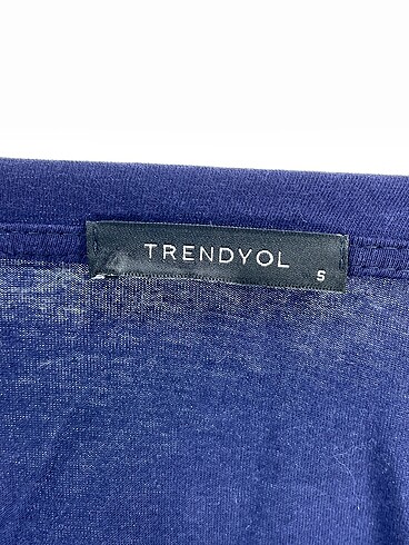 s Beden lacivert Renk Trendyol & Milla T-shirt %70 İndirimli.
