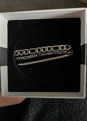 Beden Calvin Klein bileklik