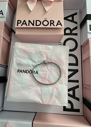 Pandora Pandora 