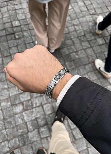 LACOSTE BILEKLIK 