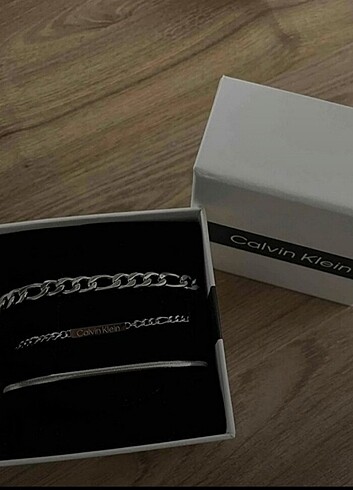 Calvin klein bileklik 