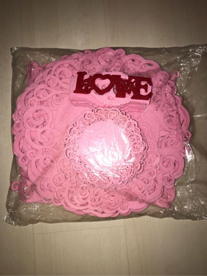 Pembe Baskılı Modern Masa Örtüsü - Görsel 2