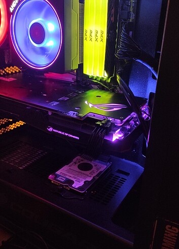 Asus rog strix Gtx 1070 8gb ekran kartı