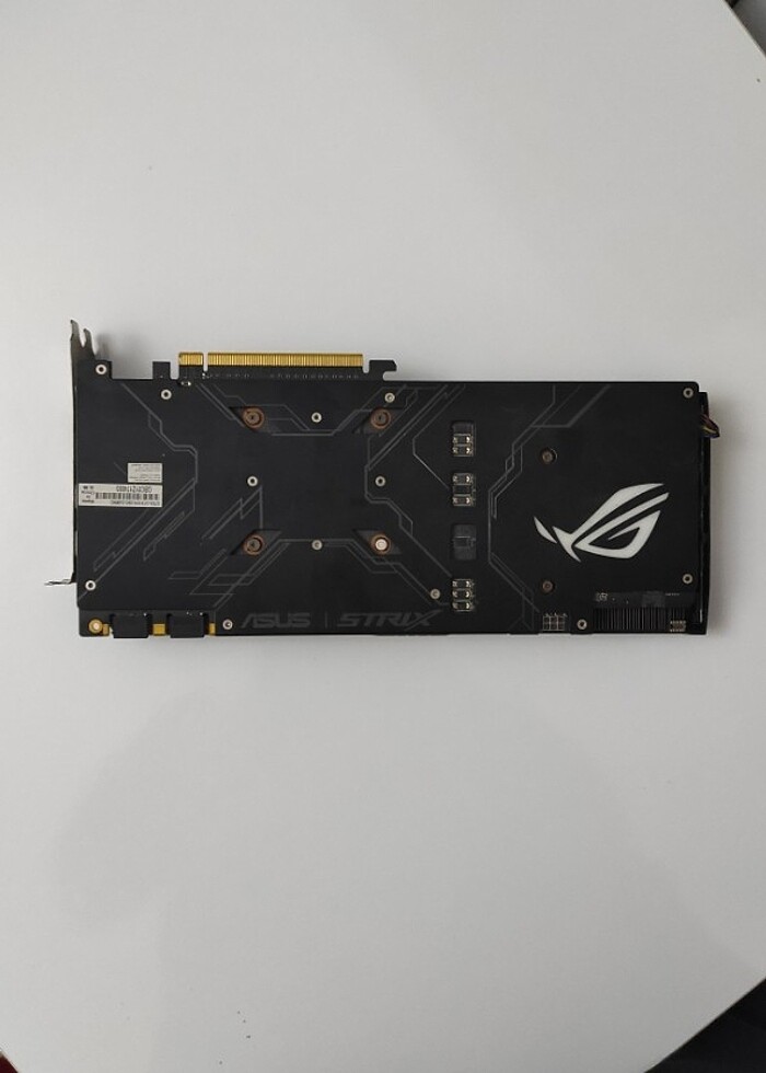 Asus rog strix Gtx 1070 8gb ekran kartı - Görsel 3