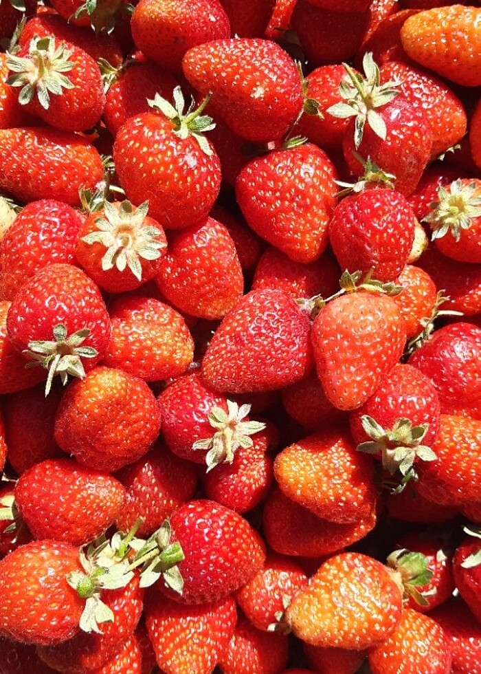 Çilekli tablo  - Görsel 2