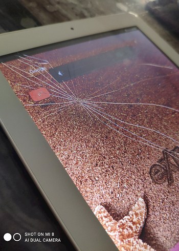 Beden Beyaz Tablet AI Çift Kamera Özellikli