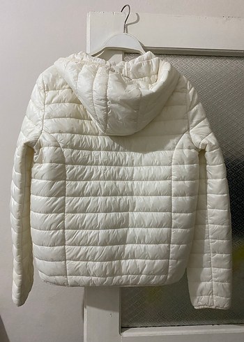 LC Waikiki Lc Waikiki Krem Şişme Mont