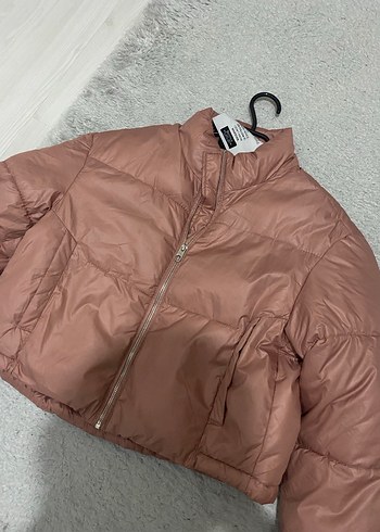 Bershka Şişme Mont