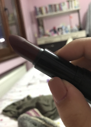 Flormar supermatte serisi koyu bordo az kullnilmis