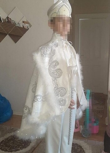 Sünnet kiyafeti