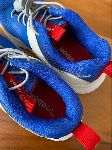 27 Beden Reebok erkek çocuk spor ayakkabı
